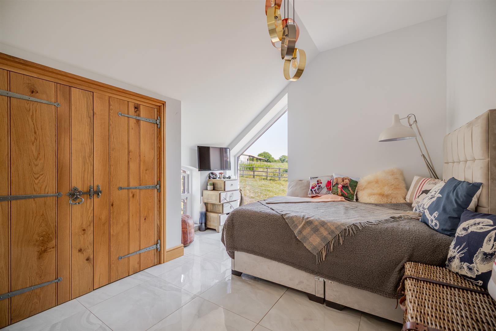 Pen Y Banc, Llangyndeyrn, Kidwelly, SA17 5ES